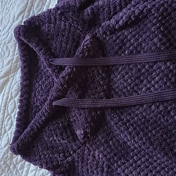 Faux Fur Deep Purple Pullover Kangaroo pockets Size Large - Picture 12 of 14